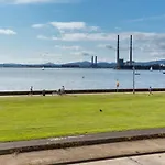 1Bd Readers Retreat In Clontarf 10Mins To Sea